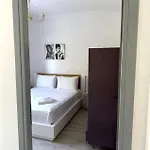 Seafront 3-bedroom Cycladic South Paros Appartement *