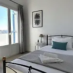 Seafront 3-bedroom Cycladic South Paros * Alikí