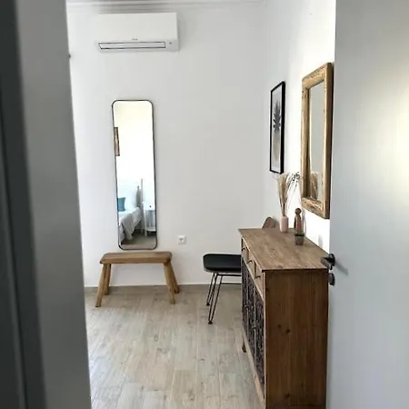 Appartement Seafront 3-bedrooms Cycladic South Paros Alikí