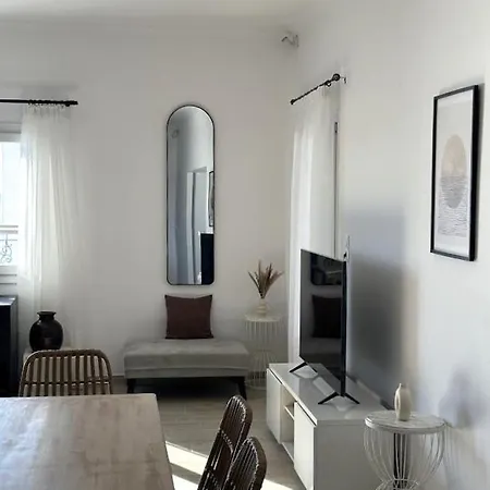 Seafront 3-bedroom Cycladic South Paros Apartment