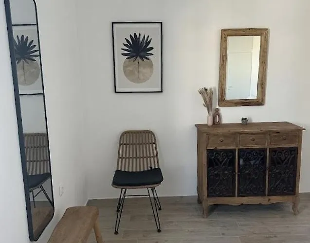 Appartement Seafront 3-bedroom Cycladic South Paros Alikí